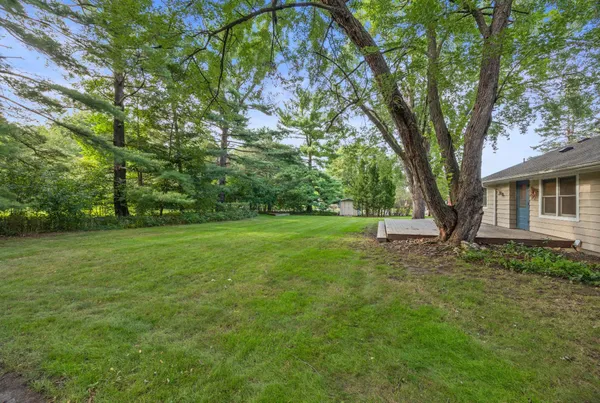 $3,600 | 3200 Chase Drive, Minnetonka, MN 55305