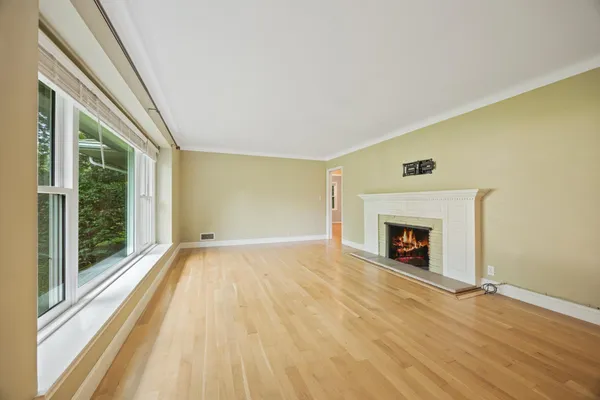 $3,600 | 3200 Chase Drive, Minnetonka, MN 55305