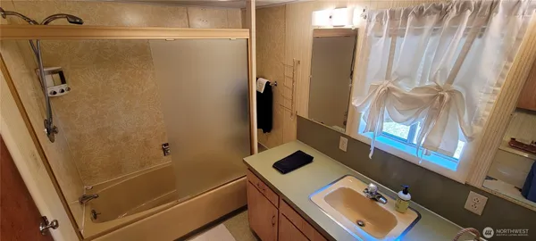 $1,000,000 | 1571 Highway 112, Sekiu, WA 98381