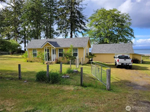 $1,000,000 | 1571 Highway 112, Sekiu, WA 98381