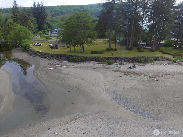 $1,000,000 | 1571 Highway 112, Sekiu, WA 98381