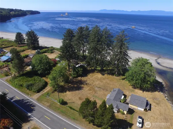 $1,000,000 | 1571 Highway 112, Sekiu, WA 98381