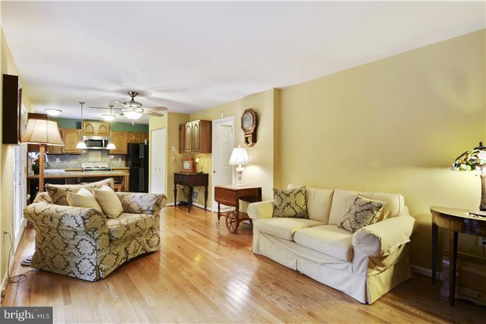 217 Kentmorr Road Stevensville, MD 21666 - Photo 5 of 30 Family Room