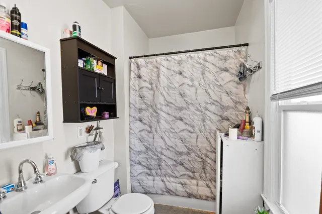 $289,900 | 801 South Erie Street, De Pere, WI 54115