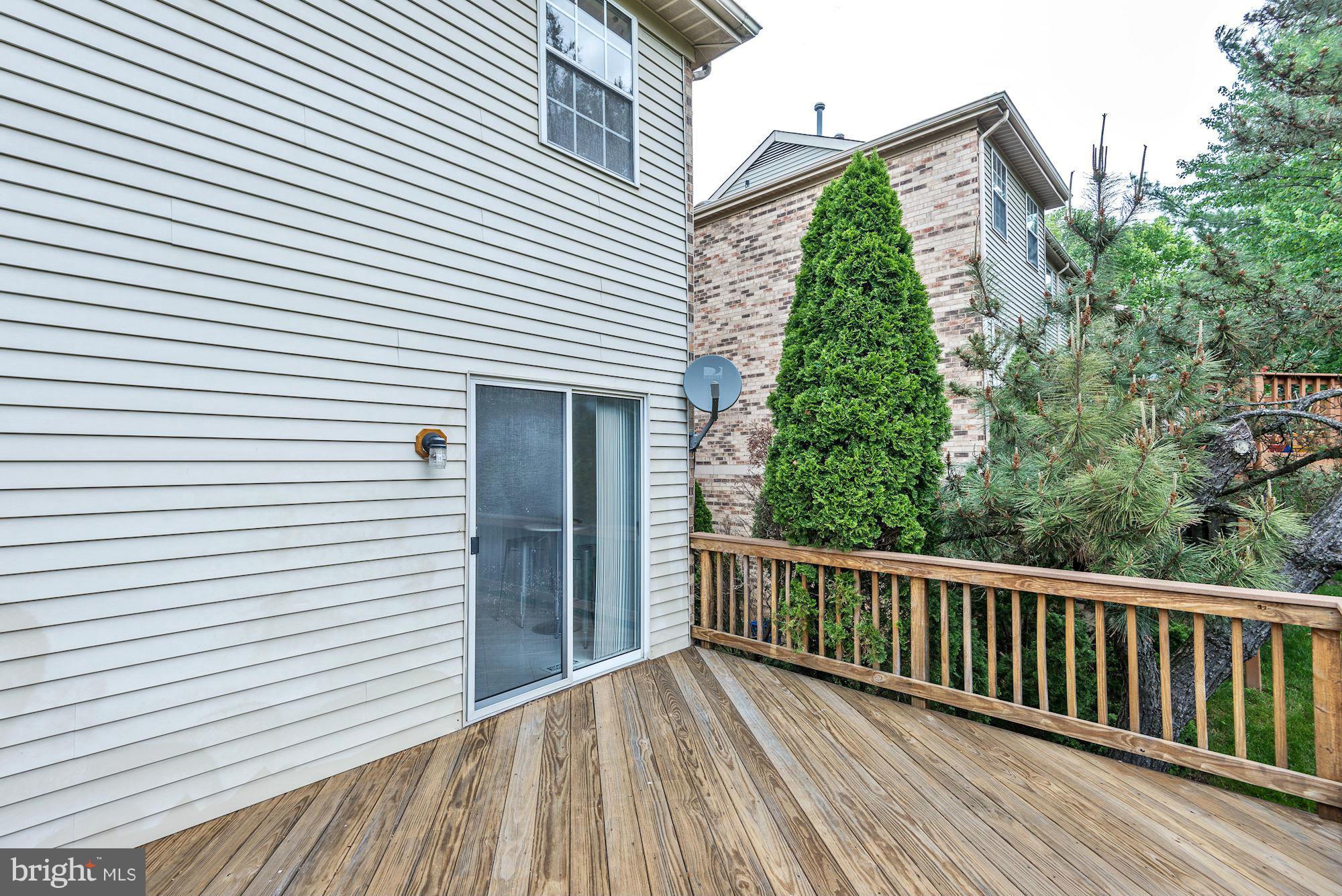 509 Pickwick Village Way Silver Spring, MD 20901 - Photo 20 of 22 Exterior (Rear)
