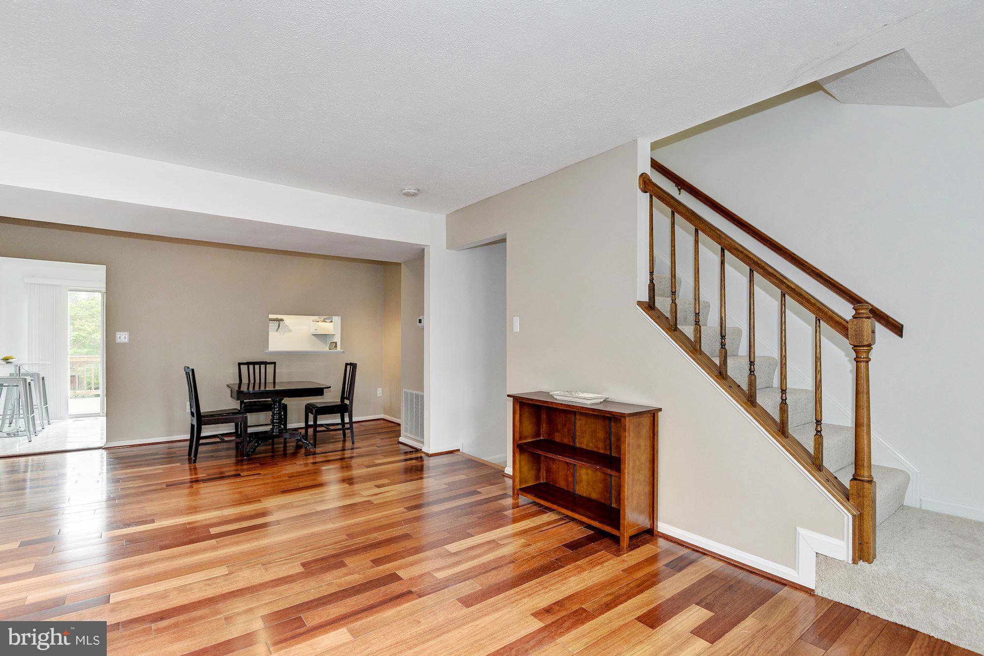 509 Pickwick Village Way Silver Spring, MD 20901 - Photo 4 of 22 Interior (General)