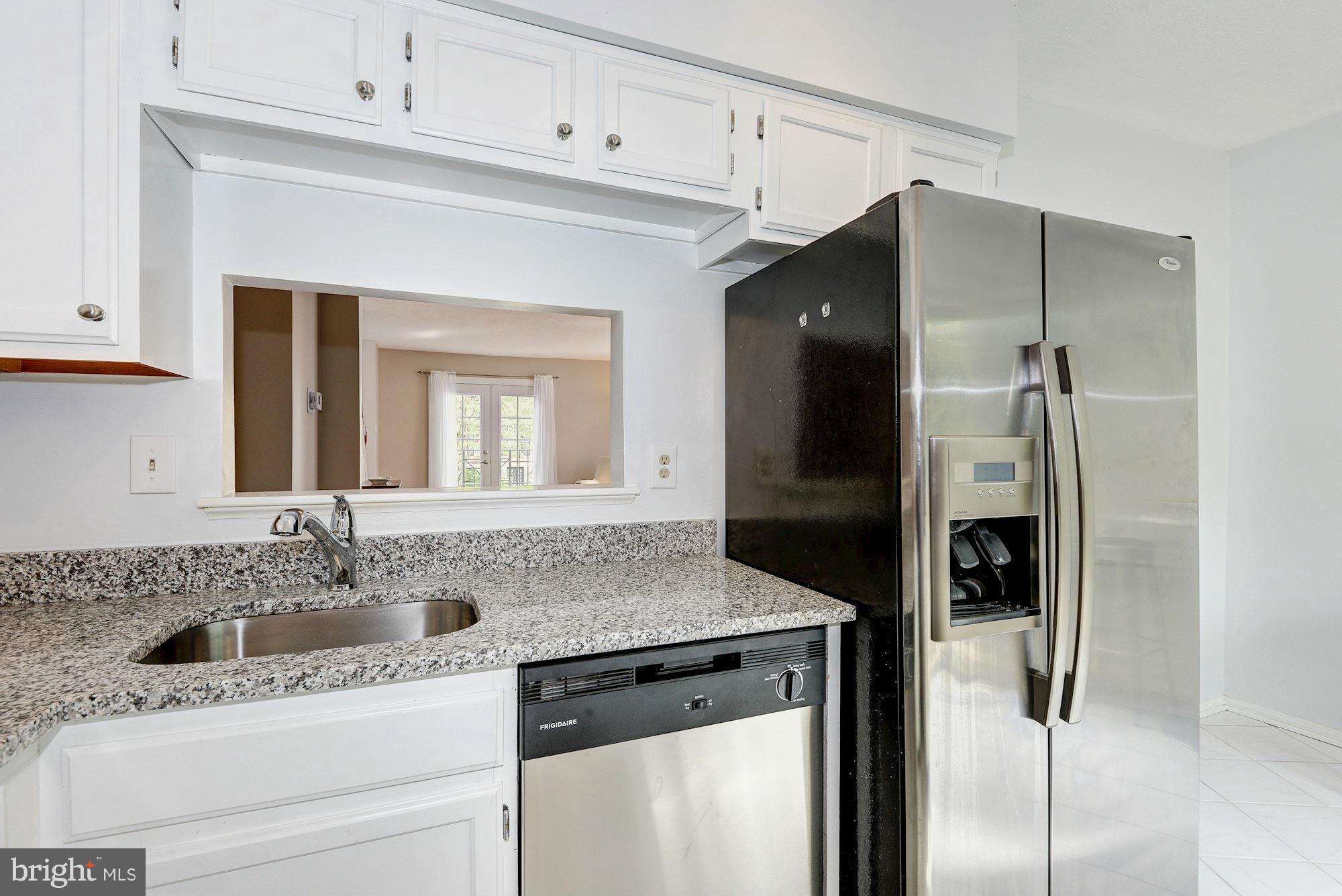 509 Pickwick Village Way Silver Spring, MD 20901 - Photo 7 of 22 Kitchen