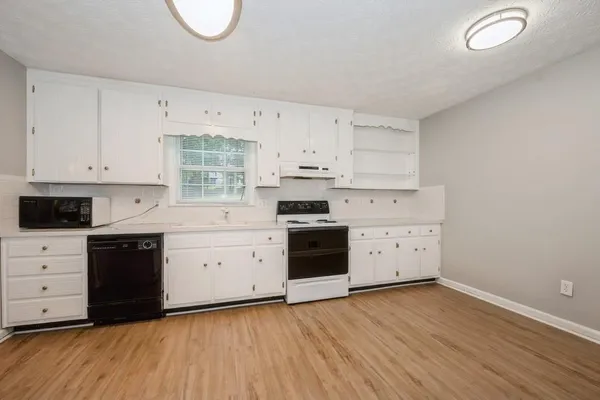 $2,150 | 1763 Sherman Lane, Kennesaw, GA 30152