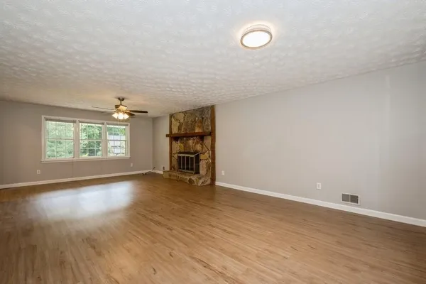 $2,150 | 1763 Sherman Lane, Kennesaw, GA 30152