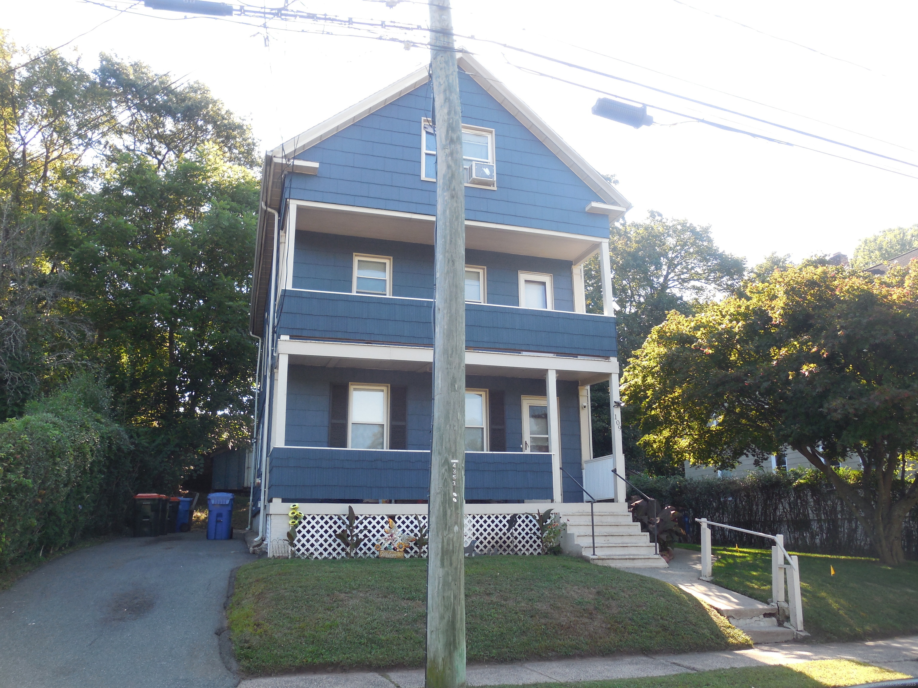 109 Hicks Street Meriden, CT 06450 - Photo 1 of 1 Gallery Image 1