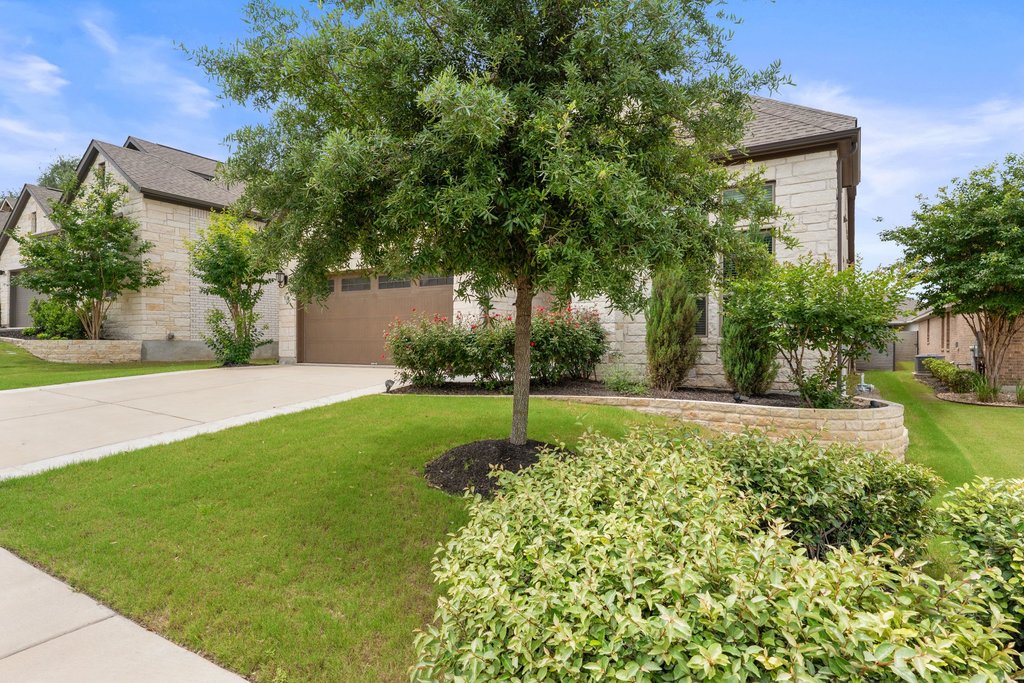 1129 River Vista Road Georgetown, TX 78628 - Photo 3 of 39