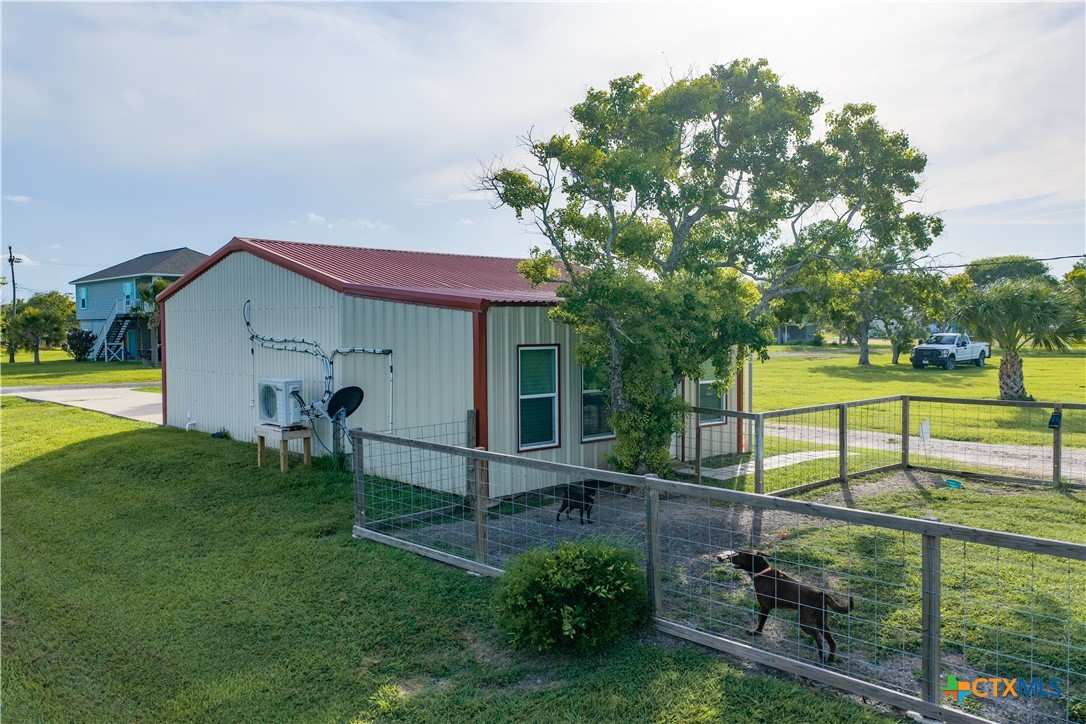 101 Proctor Street Austwell, TX 77950 - Photo 7 of 32