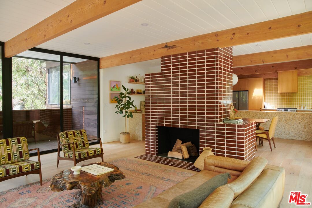 3730 Mandeville Canyon Road, Los Angeles, CA 90049 Compass