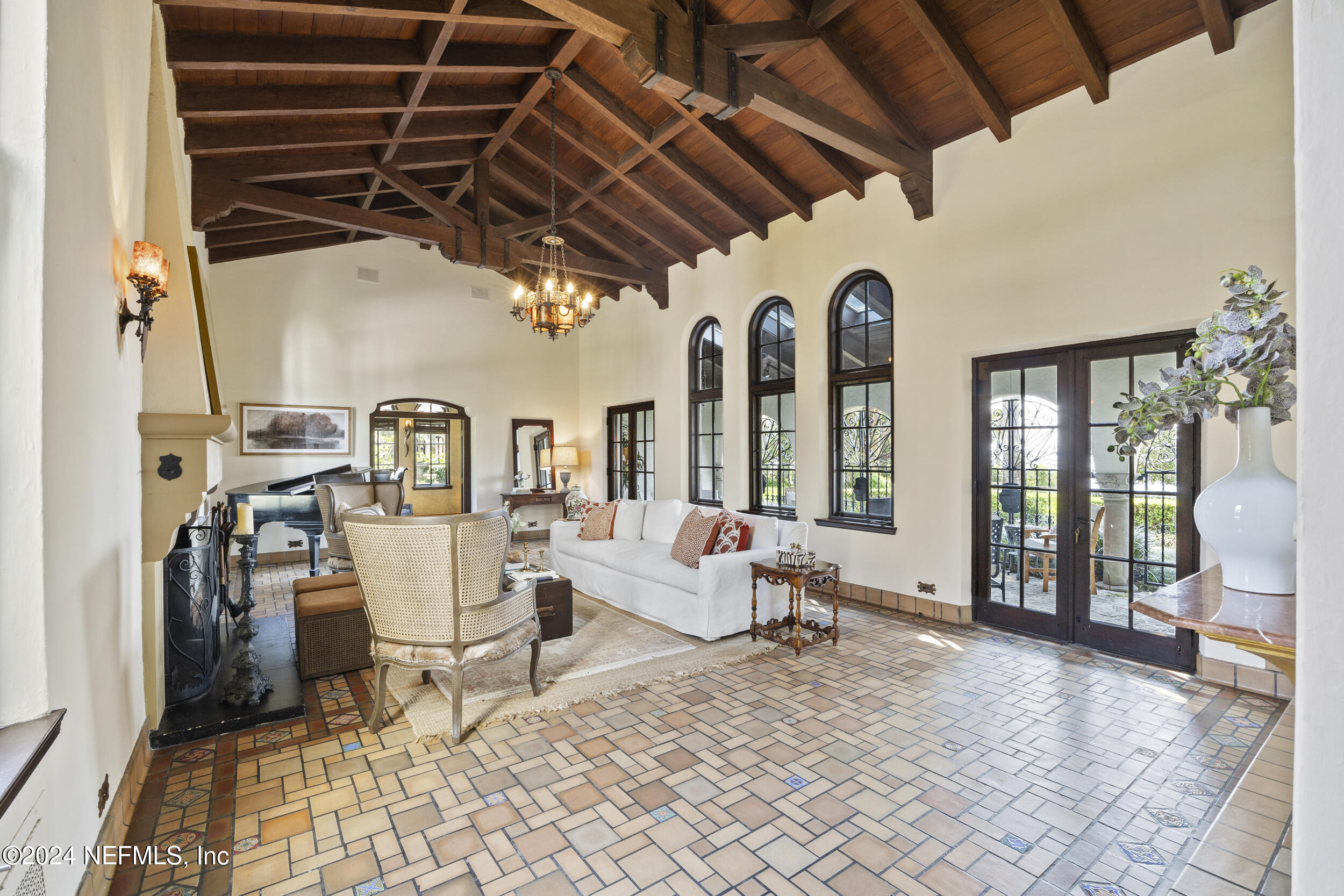 2234 River Road Jacksonville, FL 32207 - Photo 24 of 127 FORMAL LIVING