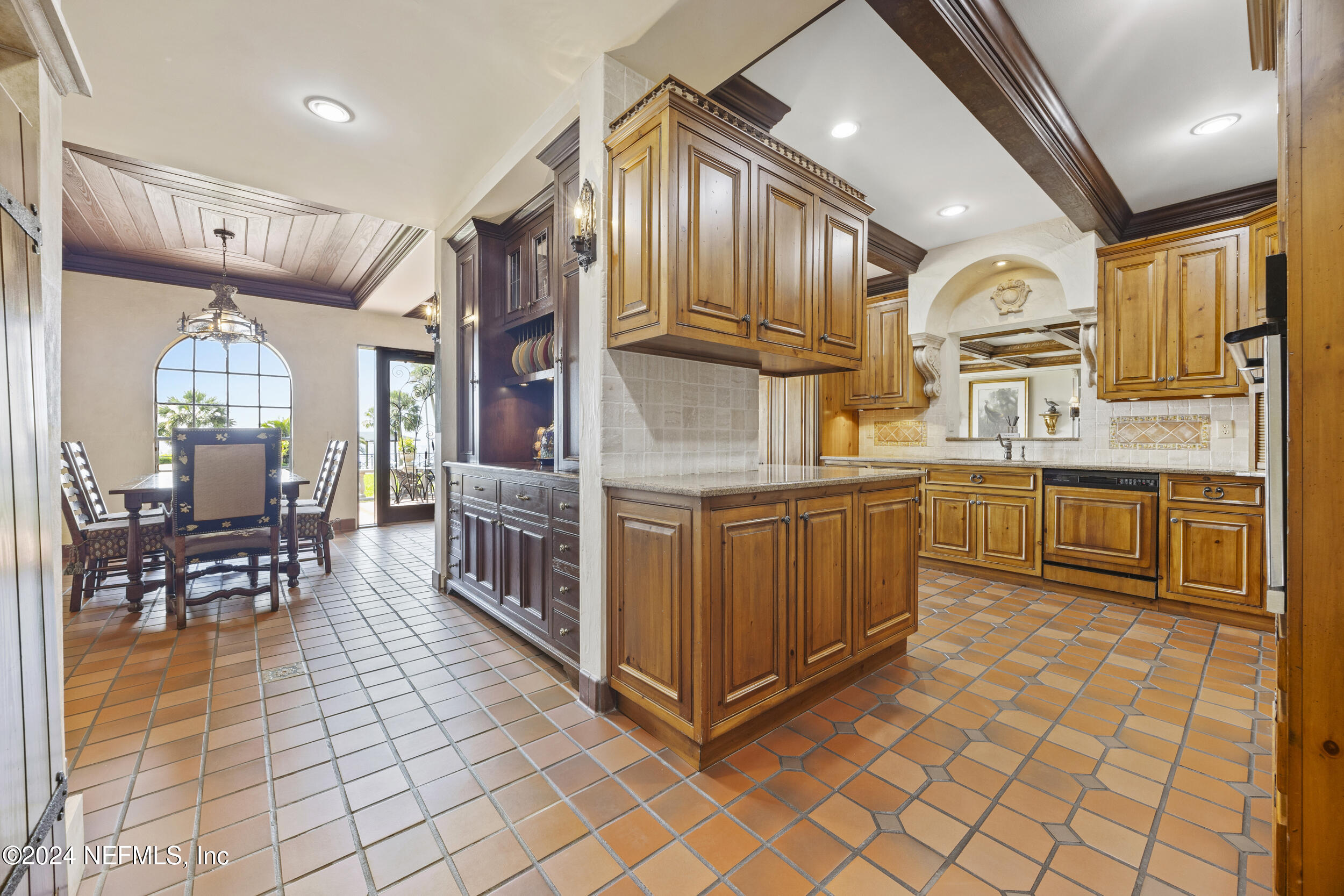 2234 River Road Jacksonville, FL 32207 - Photo 32 of 127 KITCHEN