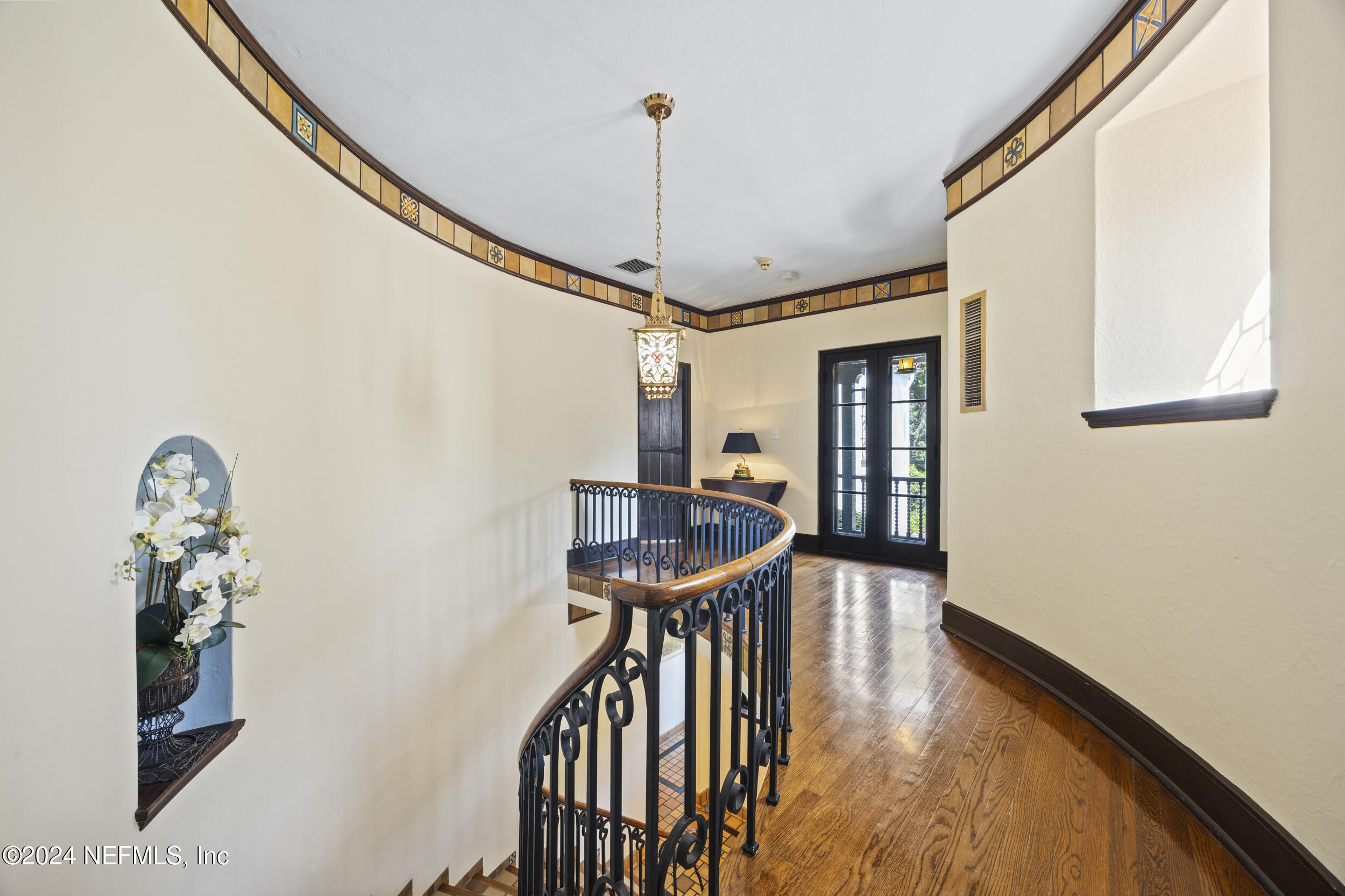 2234 River Road Jacksonville, FL 32207 - Photo 65 of 127 2ND FLOOR LANDING