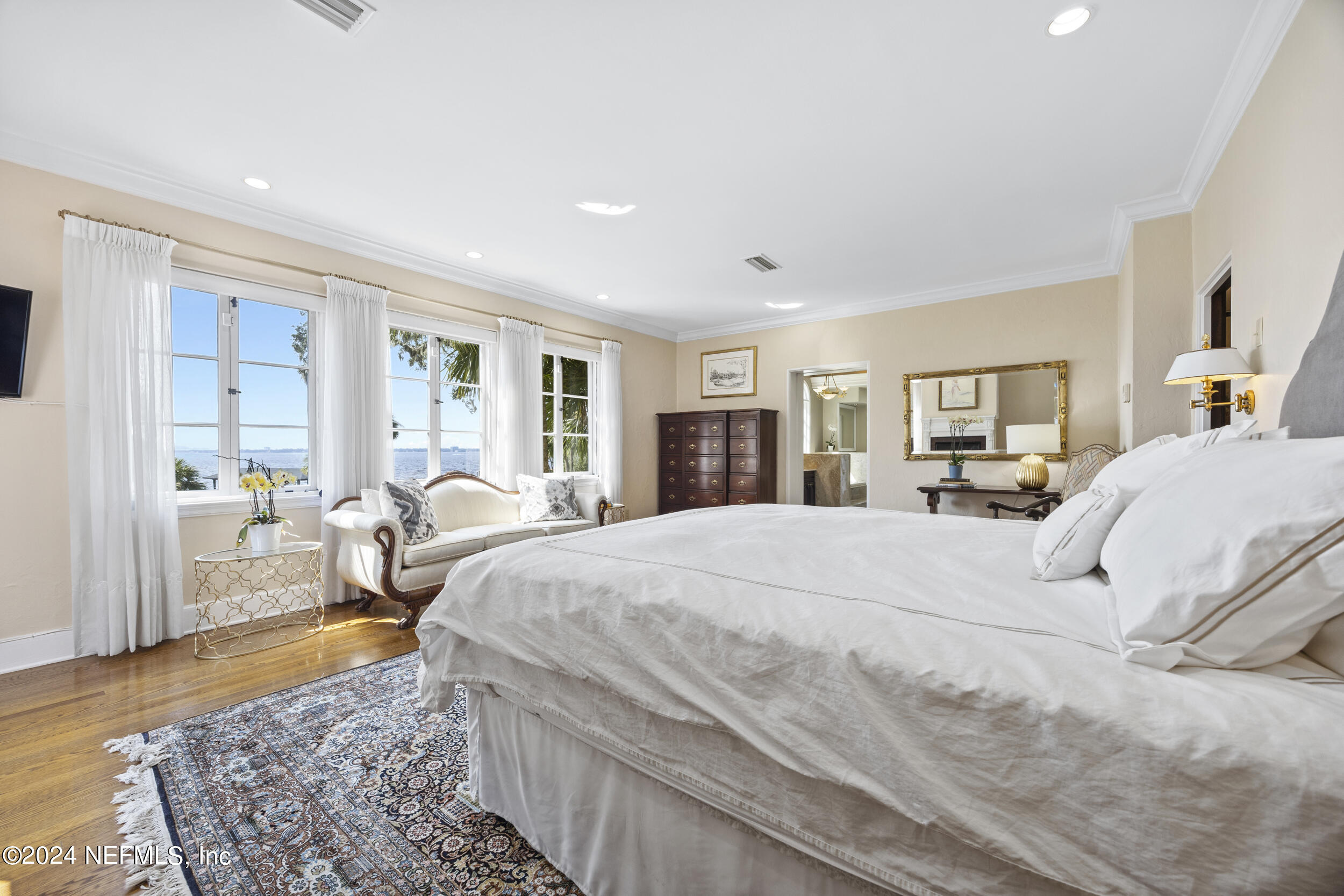 2234 River Road Jacksonville, FL 32207 - Photo 67 of 127 OWNERS' SUITE