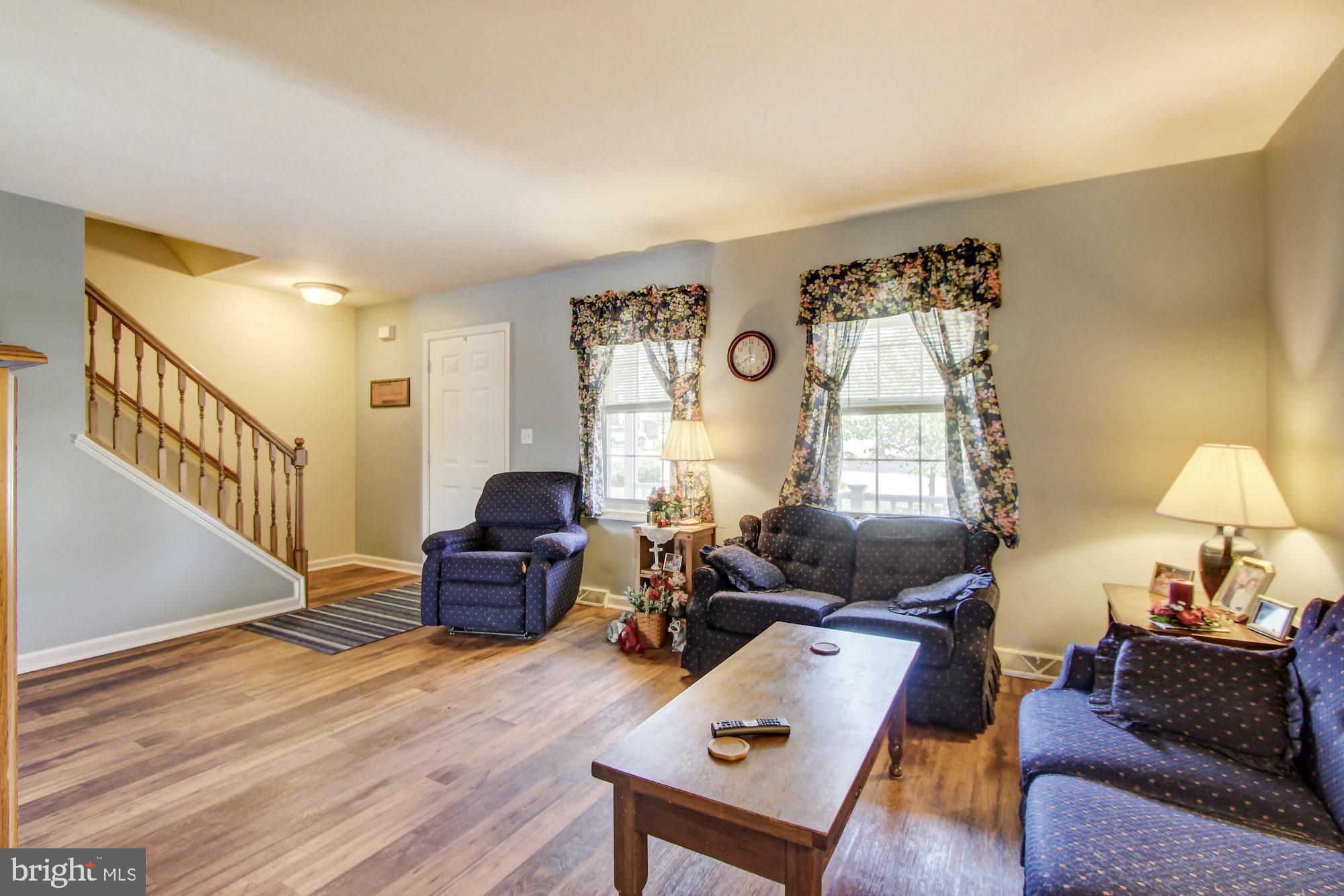 2675 Gora Road North York, PA 17404 - Photo 4 of 25 Gallery Image 4