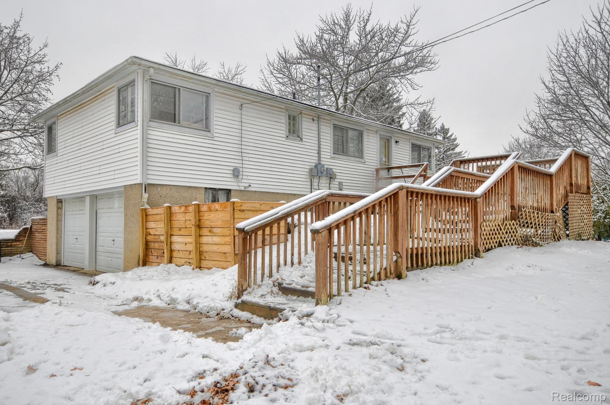 150 Davis Lake Road Lapeer, MI 48446 - Photo 33 of 34 SD3_8637-HDR(5).jpg