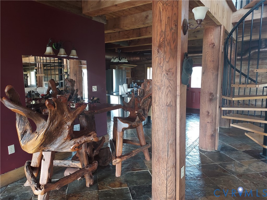 6430 River Road West Columbia, VA 23038 - Photo 21 of 48 a view of living room with patio