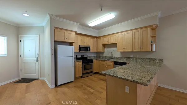 $2,950 | 214 South Alexandria Avenue, Unit 102, Los Angeles, CA 90004