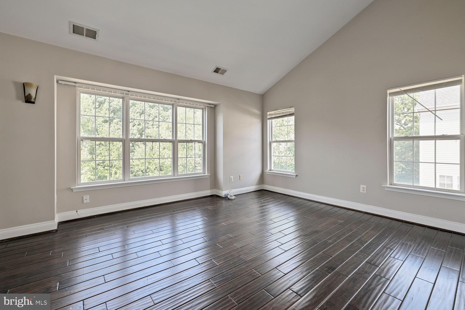 2162 Capstone Circle Herndon, VA 20170 - Photo 12 of 29