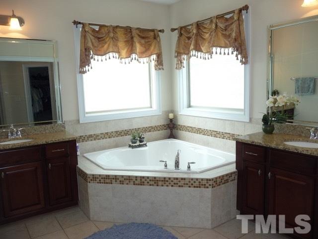 12920 Edsel Drive Raleigh, NC 27613 - Photo 18 of 25