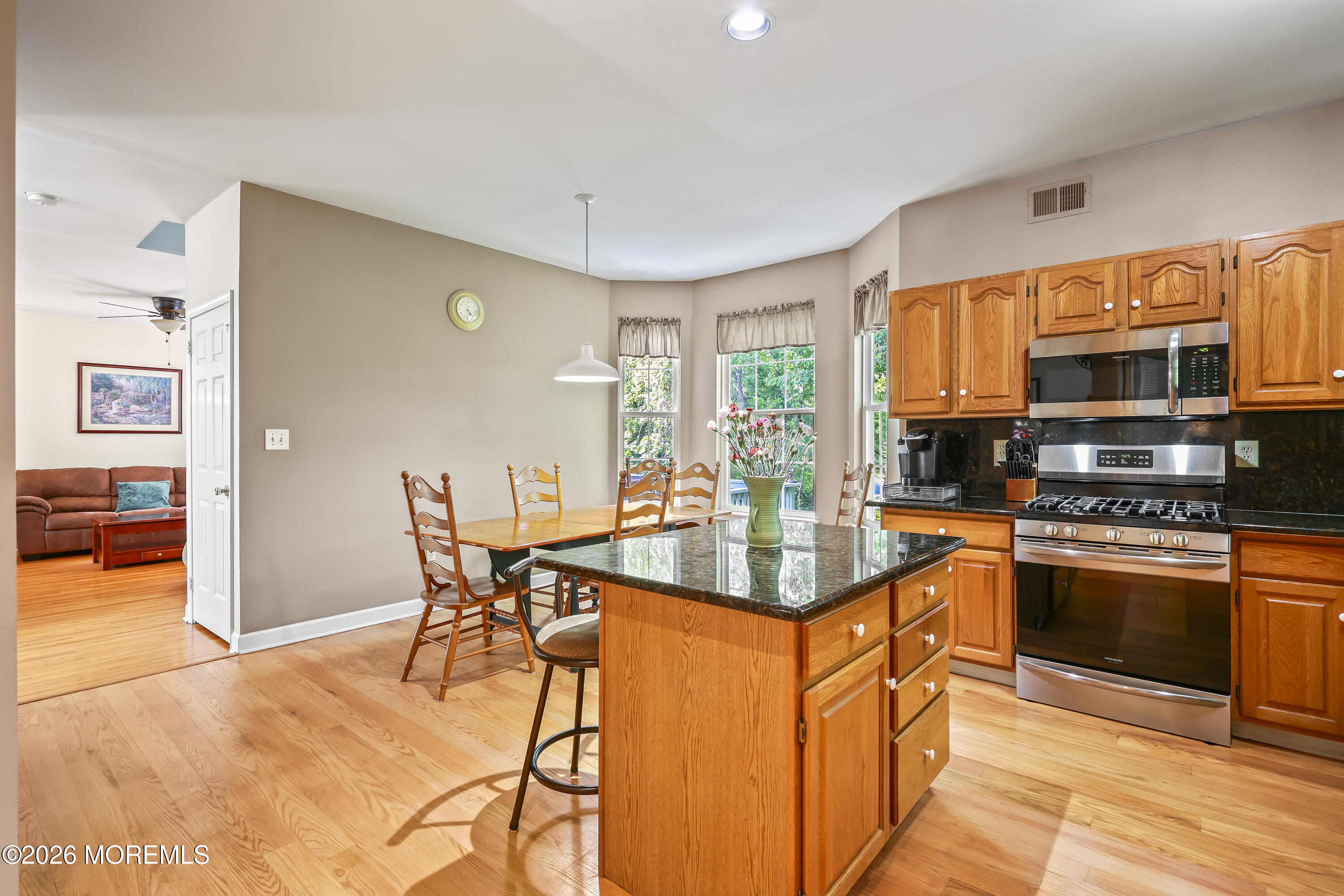 18 Queens Pass Colts Neck, NJ 07722 - Photo 16 of 61 14-print-LPM_2257