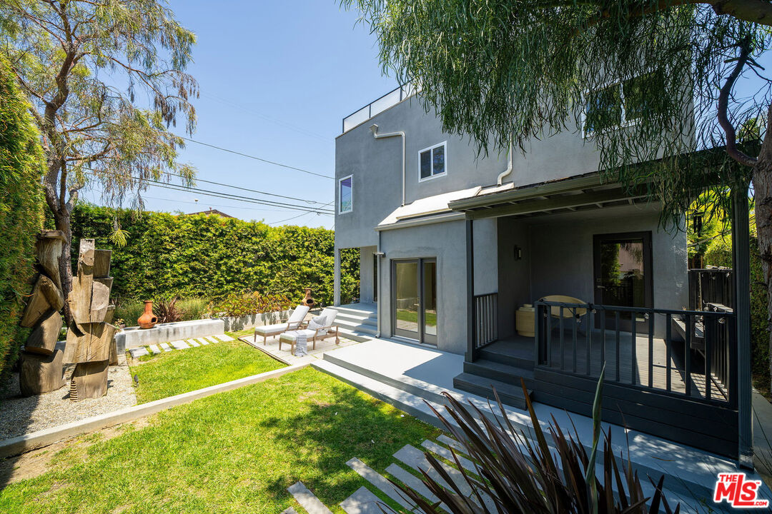 929 Dickson Street Marina del Rey, CA 90292 - Photo 31 of 31
