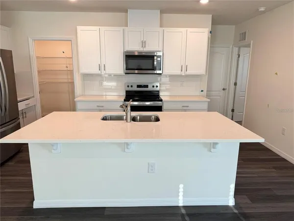 $3,000 | 1834 Cacutta Way, Kissimmee, FL 34744