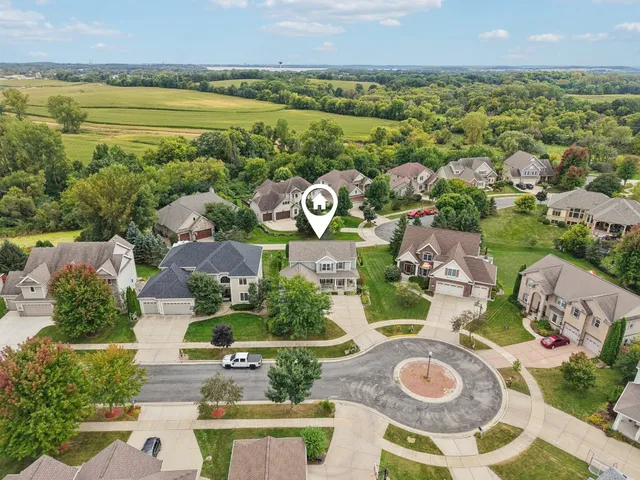 $665,000 | 1306 Hanover Court, Waunakee, WI 53597