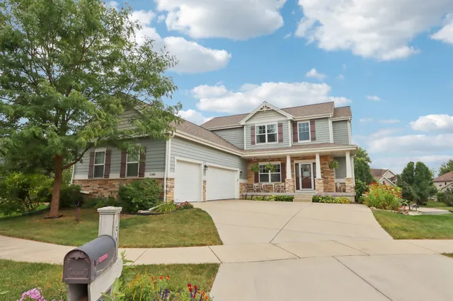 $665,000 | 1306 Hanover Court, Waunakee, WI 53597