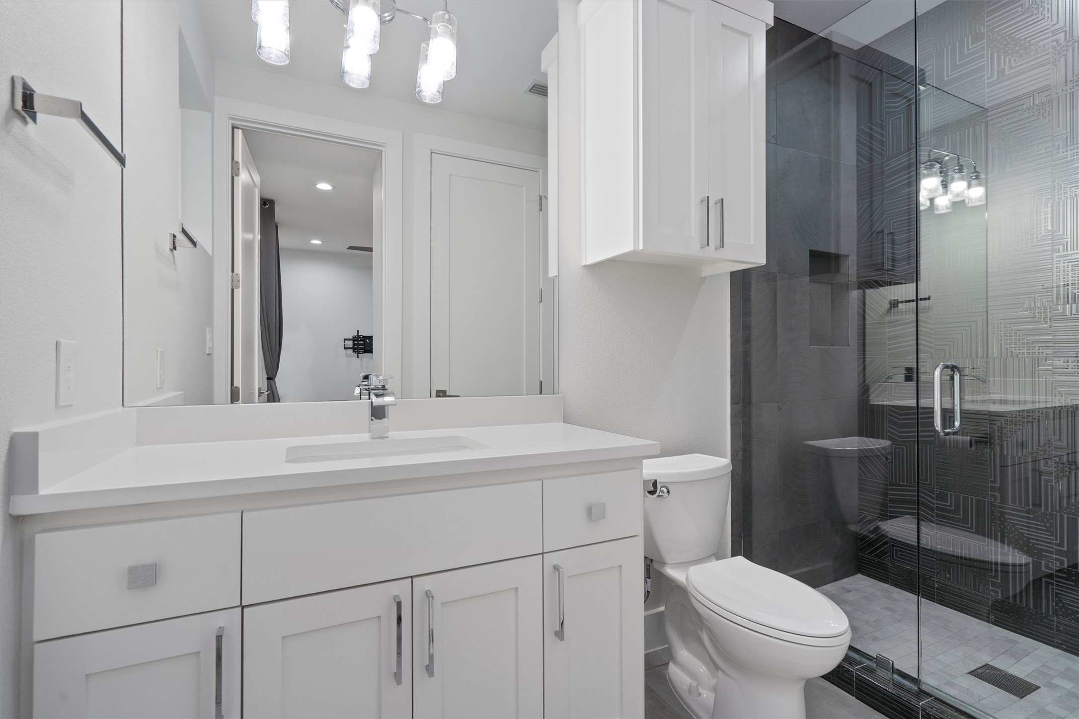 3919 East 16th Street, Unit 2 Austin, TX 78721 - Photo 18 of 22
