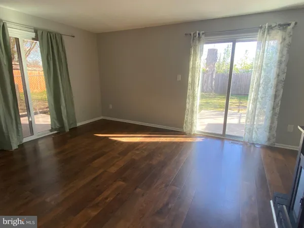 $280,000 | 53 Bradley Drive, Newark, DE 19702