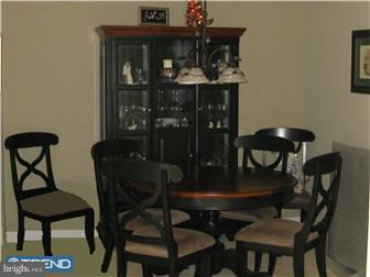 221 Hayes Mill Road Atco, NJ 08004 - Photo 3 of 12 Dining Room