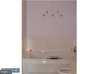 221 Hayes Mill Road Atco, NJ 08004 - Photo 7 of 12 Gallery Image 7