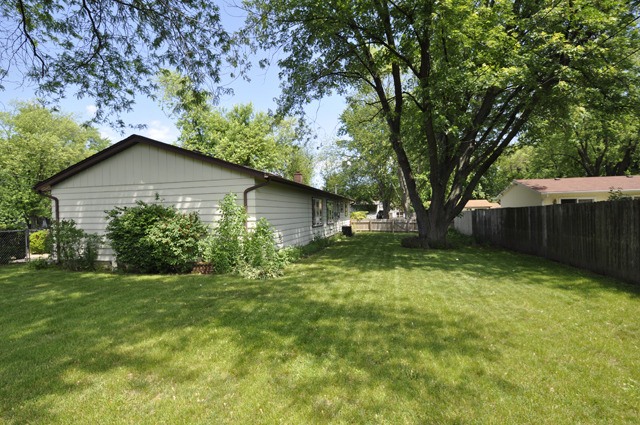 18583 West Geier Road Gurnee, IL 60031 - Photo 15 of 16