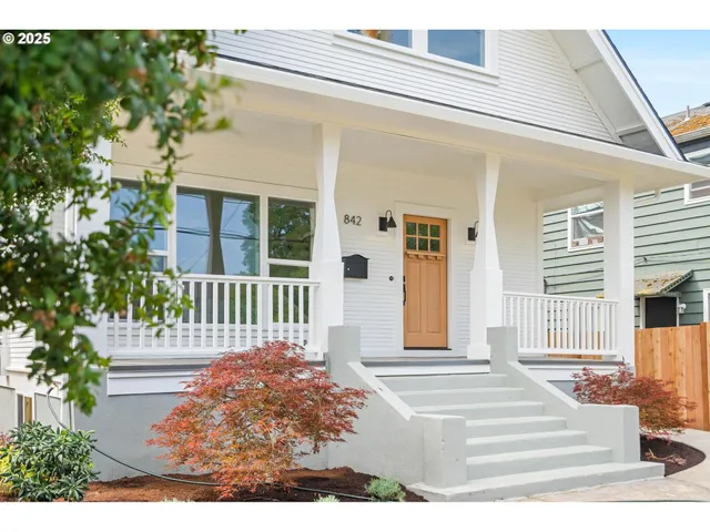 $959,999 | 842 Northeast Killingsworth Street, Portland, OR 97211