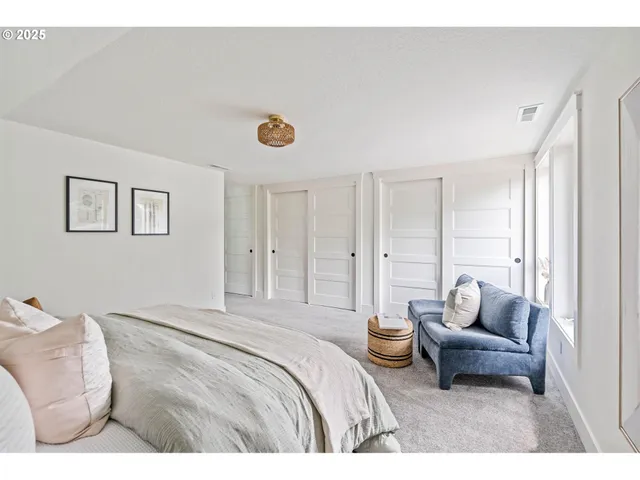 $959,999 | 842 Northeast Killingsworth Street, Portland, OR 97211