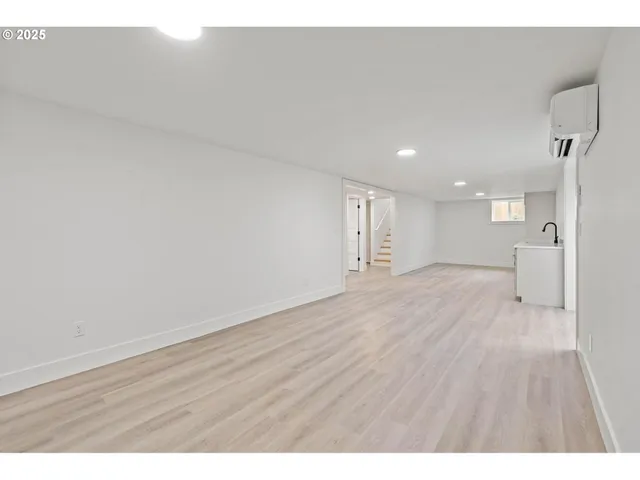 $959,999 | 842 Northeast Killingsworth Street, Portland, OR 97211