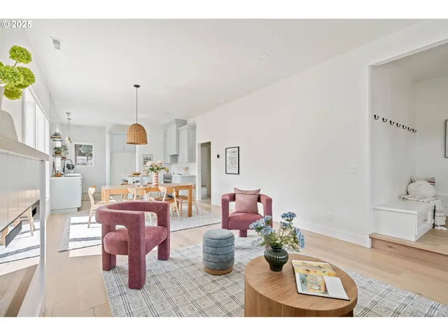 $959,999 | 842 Northeast Killingsworth Street, Portland, OR 97211