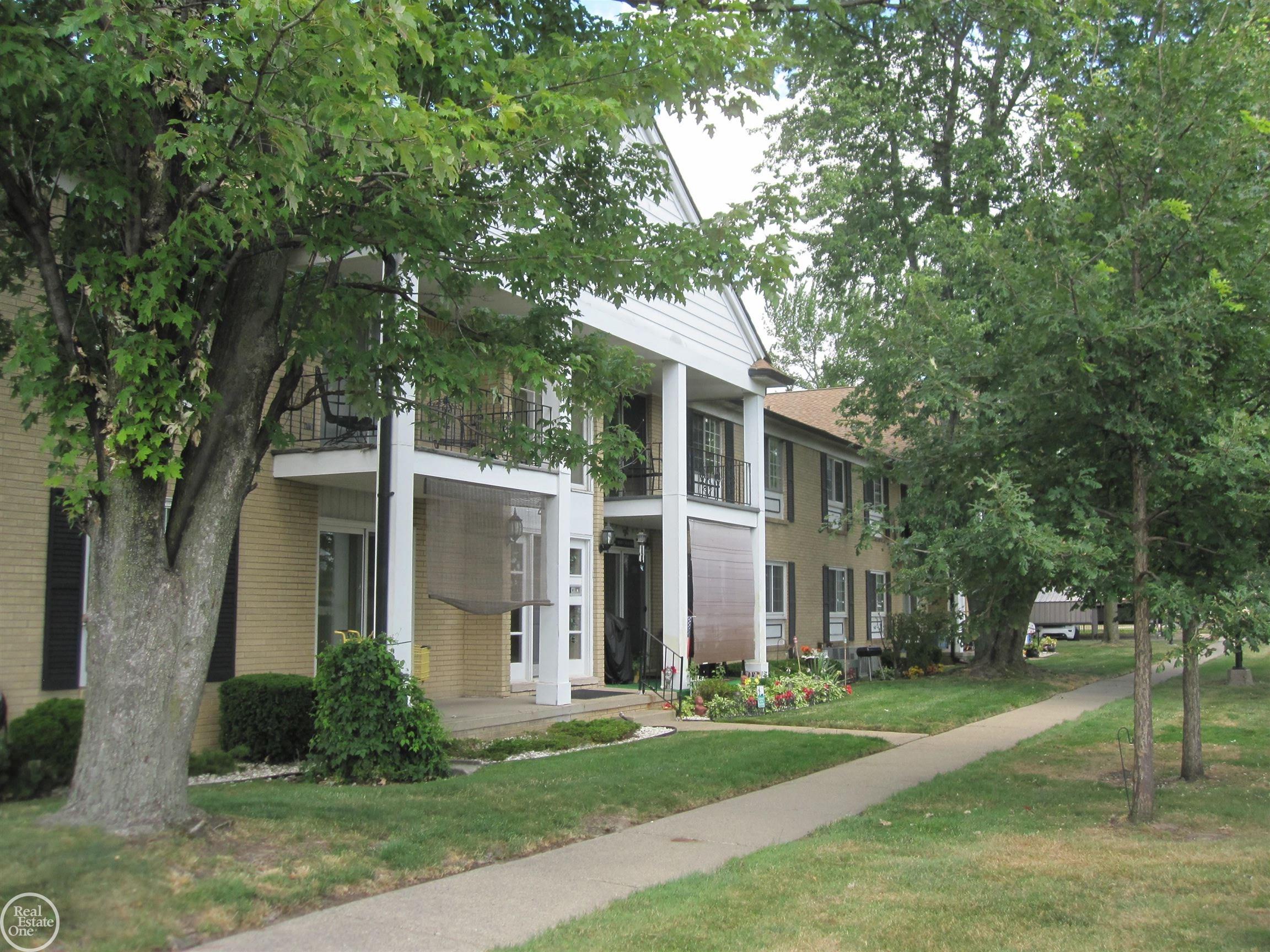 29101 Hayes Road, Unit 32 Warren, MI 48088 - Photo 20 of 20