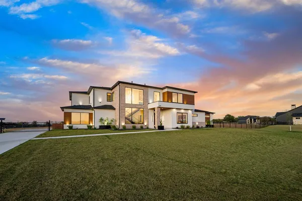 $2,350,000 | 2005 High Mdw Court, Argyle, TX 76226