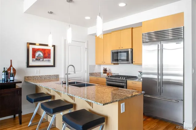 $569,000 | 2001 Lincoln Street, Unit 1723, Denver, CO 80202