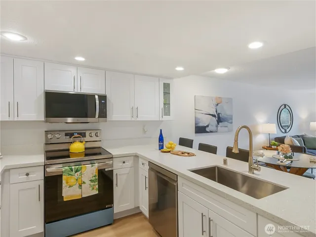 $458,950 | 30853 13th Place South, Unit 2, Federal Way, WA 98003