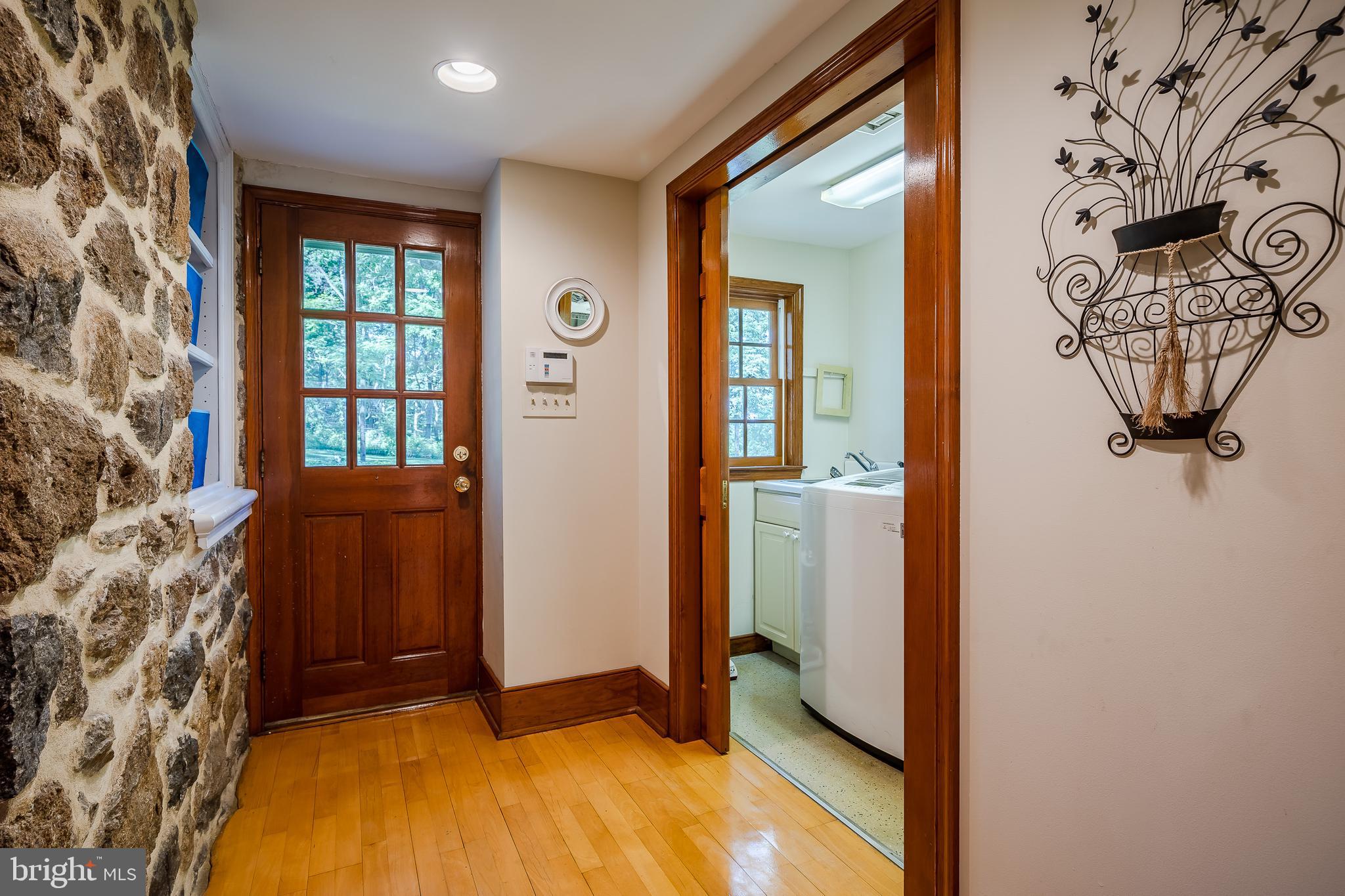 2261 Grubbs Mill Road Berwyn, PA 19312 - Photo 20 of 46 First-floor laundry
