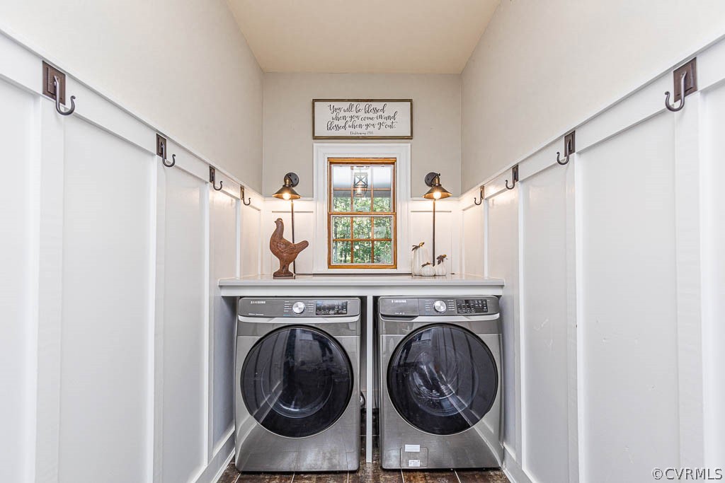2090 Strawberry Run Crozier, VA 23039 - Photo 23 of 47 a utility room with dryer and washer