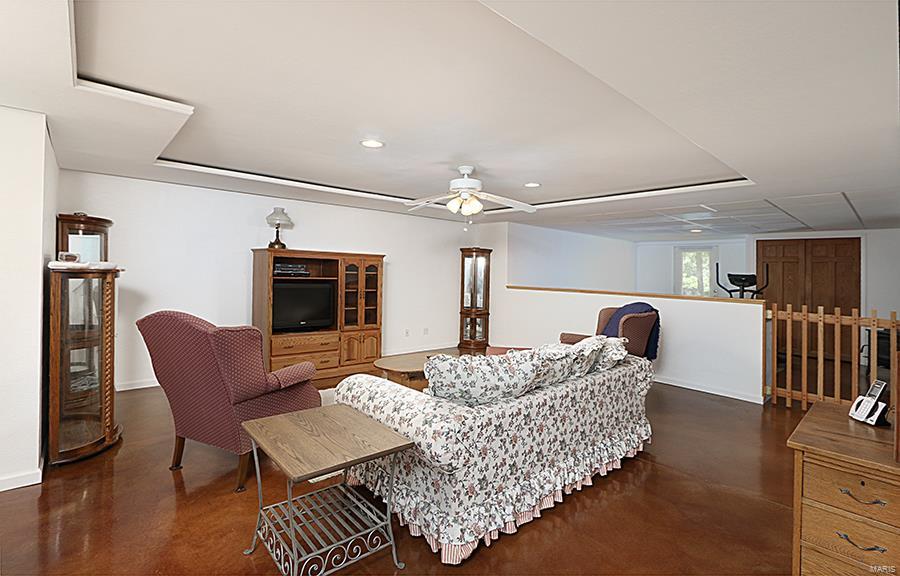 2072 Marine Road Highland, IL 62249 - Photo 45 of 75