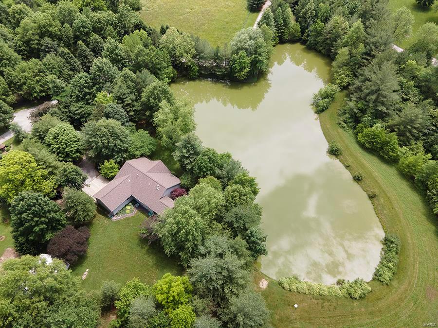 2072 Marine Road Highland, IL 62249 - Photo 69 of 75