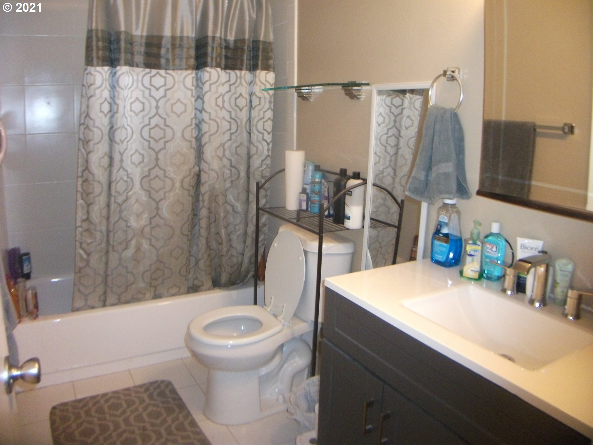 1700 Northeast Hogan Drive Gresham, OR 97030 - Photo 15 of 22